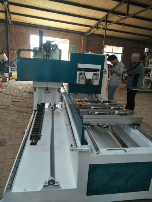 數(shù)控開(kāi)榫機(jī)的革新力量 寧津縣科瑞數(shù)控機(jī)械制造廠引領(lǐng)木工智能化