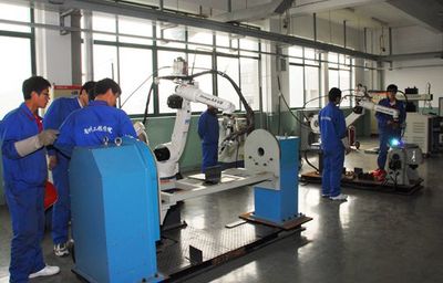 璀璨工藝的現(xiàn)代演繹——常州工程職業(yè)技術學院焊接技術與自動化專業(yè)職業(yè)技能培訓紀實